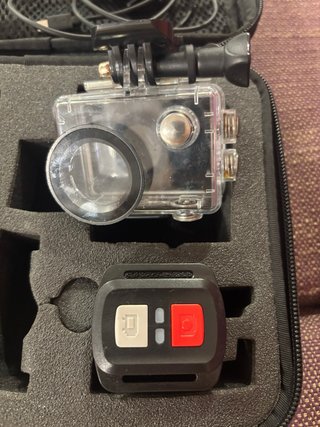 Cámara Deportiva Sumergible AKASO EK7000