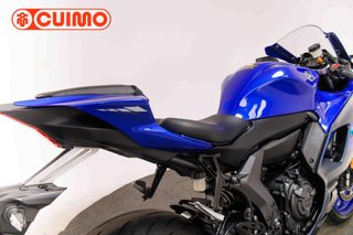 YAMAHA YZF R7