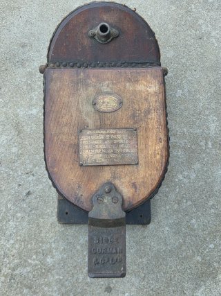Antiguo fuelle de buzo submarinista