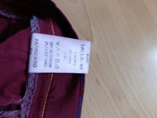 Pantalón chino hombre rojo
