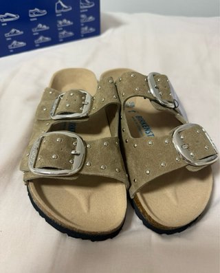 Sandalias Birkenstock Tachuelas