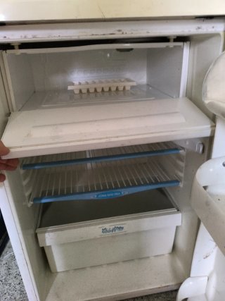 Nevera pequeña Corbero