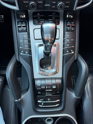 Porsche Cayenne 2014