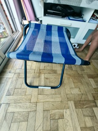 Taburete Plegable Rayas Azul y Blanco