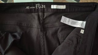 Pantalón Negro 3/4 Capri     Talla 46