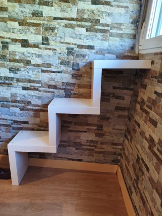 Estantería Zigzag Blanca LACK Ikea muy buen estado