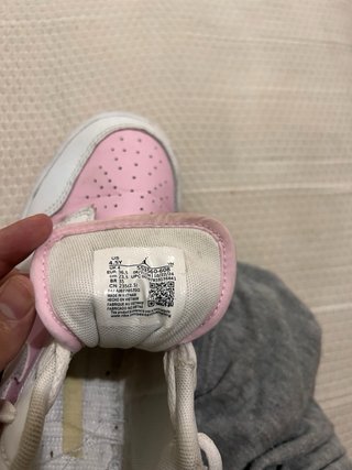 Nike Jordan Zapatillas Niña Rosa y Blanco