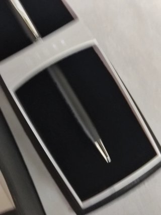 Bolígrafo negro  Cross con estuche