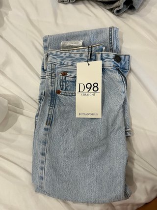 Pantalón vaquero Stradivarius D98