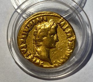 Áureo Augusto Lugdunum 2 a.C. - 4 d.C.