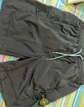 Pantalón corto Stone Island