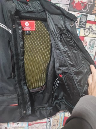 Chaqueta moto ARMURE Talla S Modelo Mack
