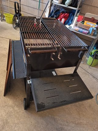Barbacoa Negra Metal