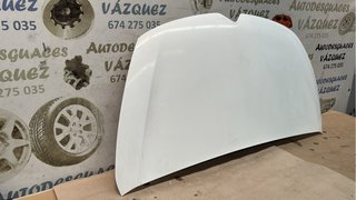 Capo delantero blanco Citroen C4 Picasso moderna