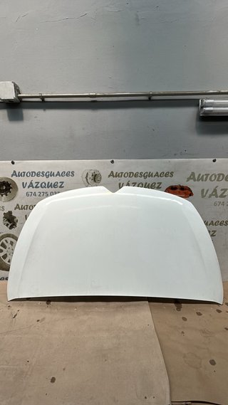 Capo delantero blanco Citroen C4 Picasso moderna