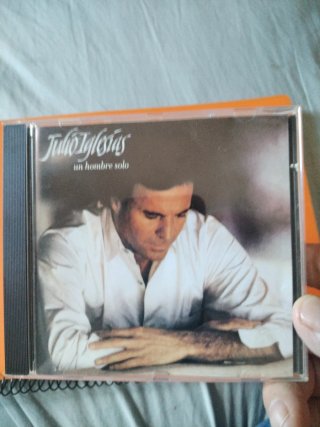 CD Julio Iglesias Un Hombre Solo