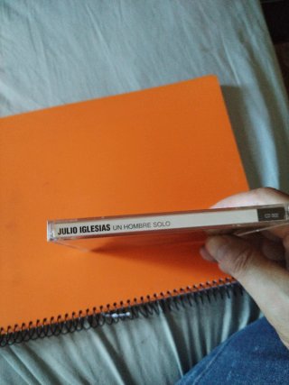 CD Julio Iglesias Un Hombre Solo