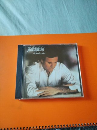 CD Julio Iglesias Un Hombre Solo