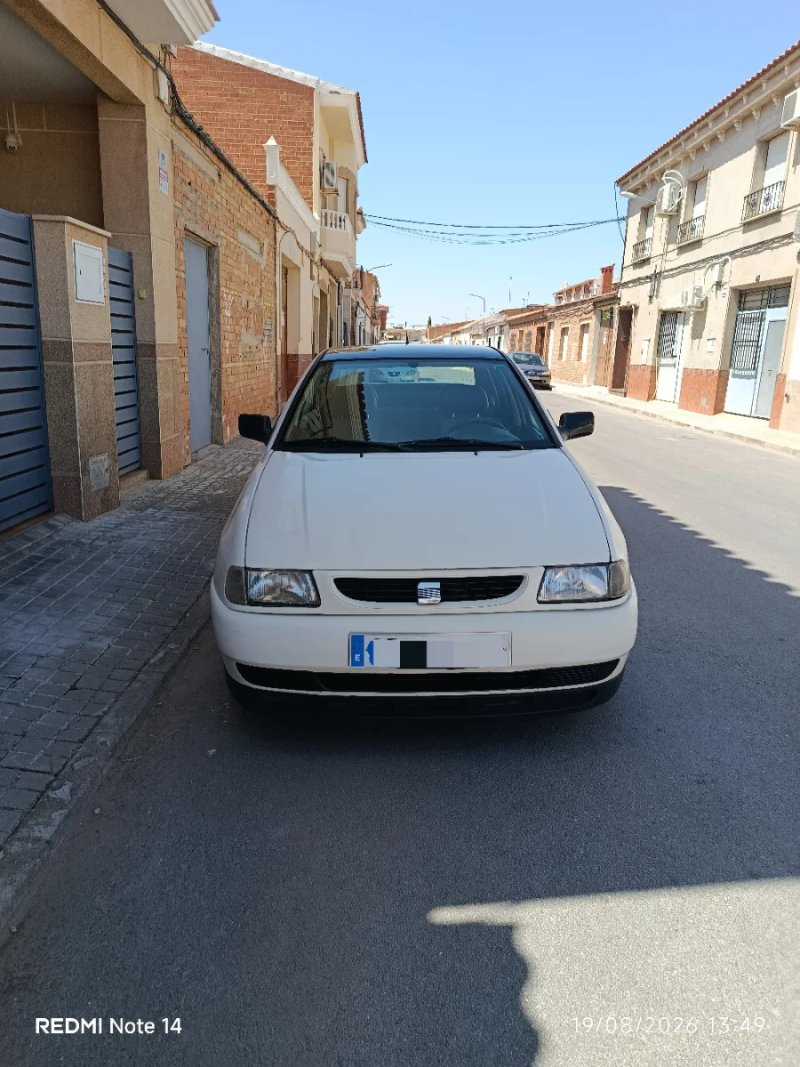 SEAT Cordoba 1996 - foto 1