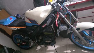 Chasis Yamaha TZR para circuito, no tiene papeles