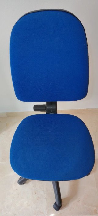 Silla de escritorio azul y negra