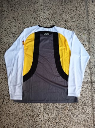 Camiseta deporte UME manga larga T-M a estrenar