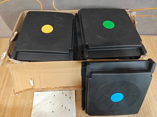 Contenedor de reciclaje de 3 compartimentos