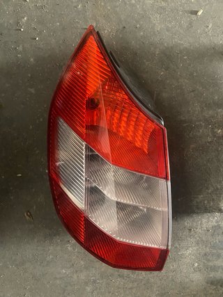 Piloto Trasero Izquierdo Renault Scenic 2005