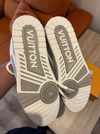 Zapatillas Louis Vuitton Skate Grises y Blancas