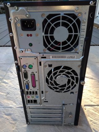 Ordenador HP Compaq 5100 PC sobremesa casi