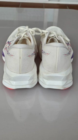 Asics Superblast Morado Blanco