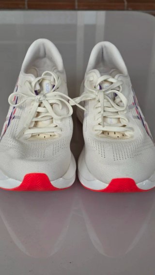 Asics Superblast Morado Blanco