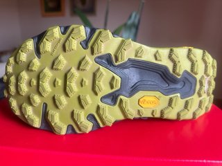 Zapatilla New Balance Hierro Trekking Gris/Verde