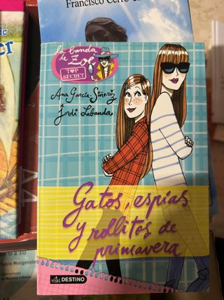 Zoé. Top Secret 1. Gatos espías y rollitos de p...