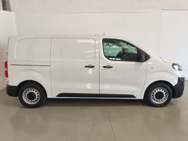 Opel Vivaro 2023, foto 3
