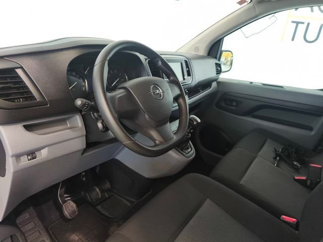 Opel Vivaro 2023, foto 12