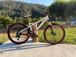 Bicicleta Mondraker Play 3 2011