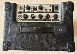 ARTEC Cubix B2 Amplificador Bajo