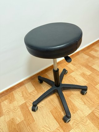 Taburete Giratorio Profesional Ajustable
