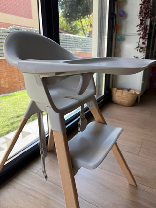 Trona Stokke Clikk + funda acolchada