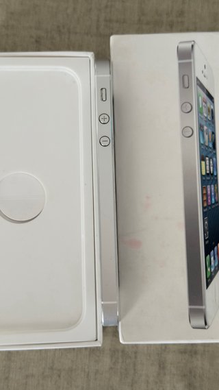 iPhone 5 32GB Libre en muy buen estado