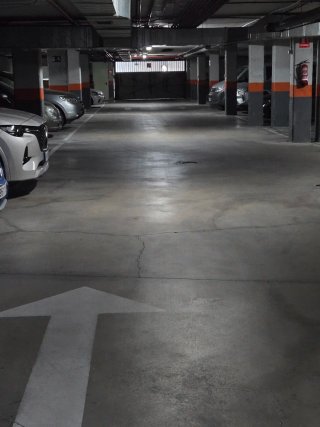 Alquilo plaza garaje
