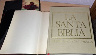 Primera edición Ecuménica Santa Biblia 3 tomos