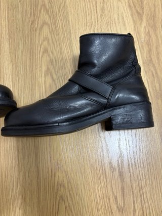 Botas moteras piel negras estética, custom