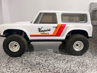 Crawler Vanquish Products Blanco