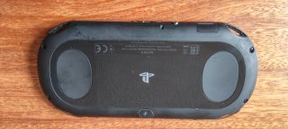 PSVita Slim Negra