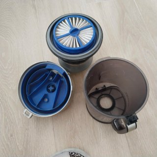 Aspiradora Ufesa 1800W sin bolsa