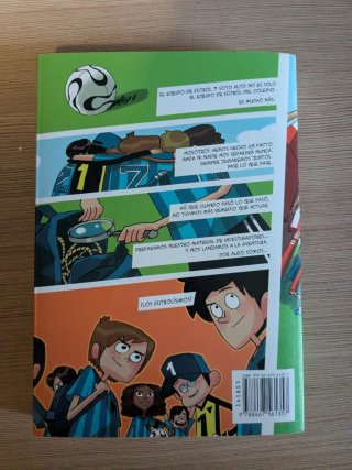 Libro: El misterio de los árbitros dormidos