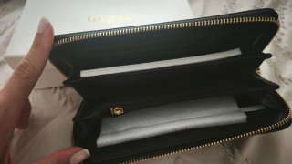 Cartera monedero Guess Negra y Dorada