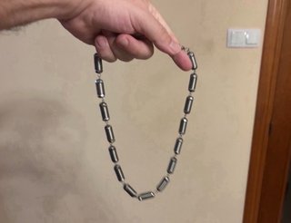 Collar bisutería diseño moderno
